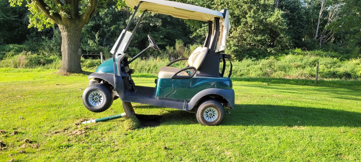 Shit happens, wenn Mütter die Halbwüchsigen ans Steuer lassen, 10.9.23 Bachgrund Weiterstadt