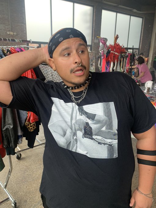 Oh I just love Eating Out. Happy Bushwig everyone!!! 👕x @wreckedit_ralph https://t.co/EvbU1V68MJ