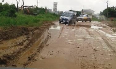 #StopGalamseyNow (@ghanamunsemsem_) on Twitter photo Member of Parliament for Ningo Prampram, Hon. Sam George.
Hon. (<a href="/samgeorgegh/">Sam 'Dzata' George 🦁🇬🇭</a>). Roads
#FixOurRoads #FixTheMotorway #FixTheCountry
Image credit to <a href="/Adomonline/">Adomonline</a> Member of Parliament for Ningo Prampram, Hon. Sam George.
Hon. (<a href="/samgeorgegh/">Sam 'Dzata' George 🦁🇬🇭</a>). Roads
#FixOurRoads #FixTheMotorway #FixTheCountry
Image credit to <a href="/Adomonline/">Adomonline</a>