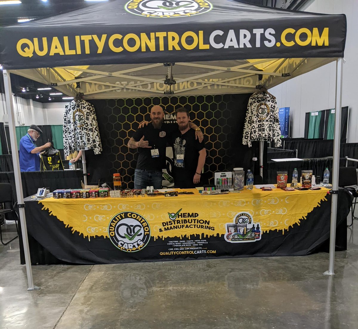 I designed the #logo #eventtent #tablecover #custompackaging #merch #customlabels and #flyers displayed for this brand. We really can do it all. #urgrafix #qualitycontrolcarts 🔥🔥🔥🔥