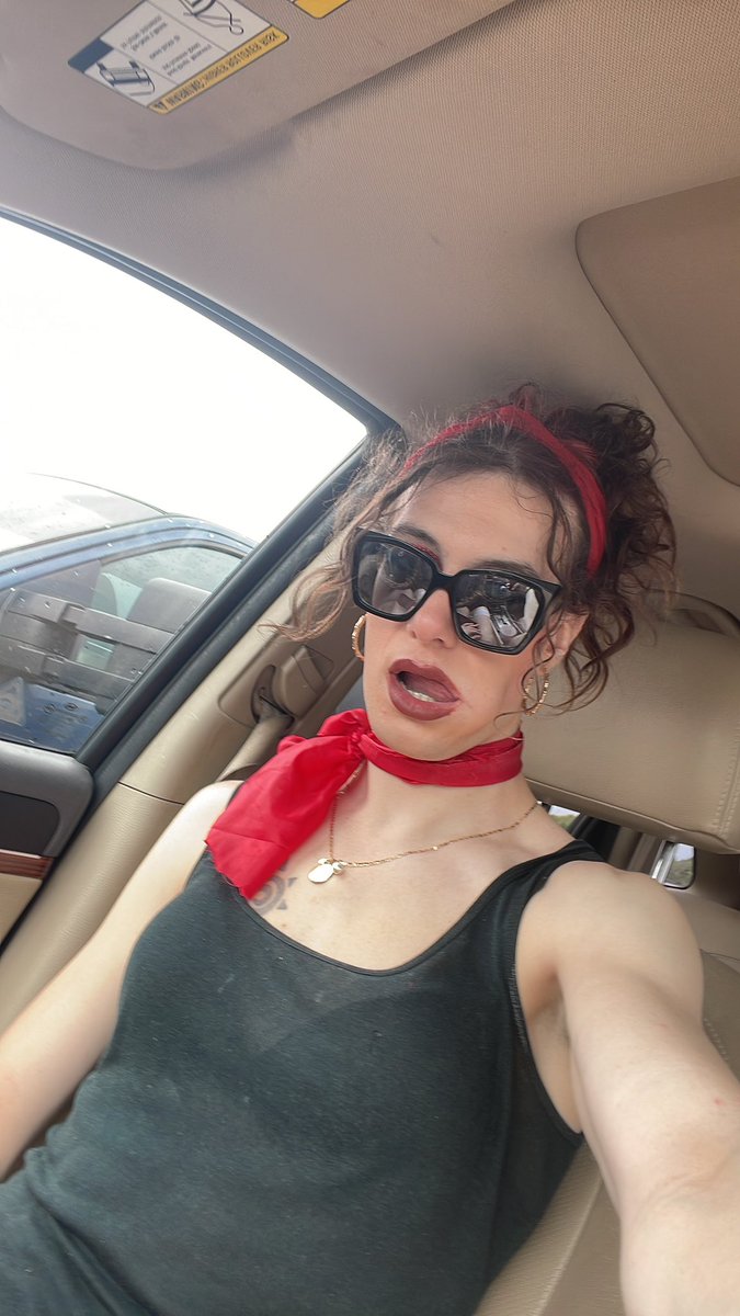 Hope Barks tweet media