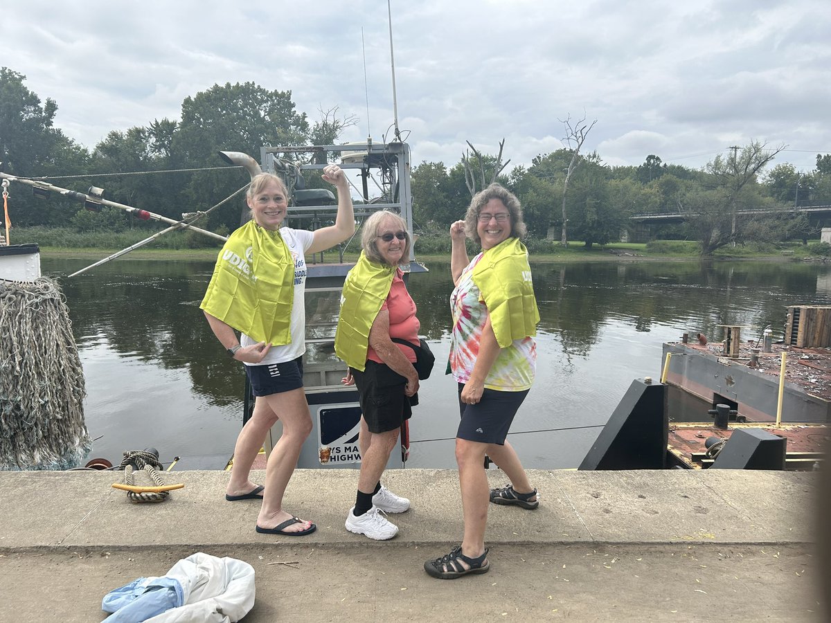Event organizers estimate that this year’s <a href="/TugboatRoundup/">Tugboat Roundup</a>  saw approximately 30,000 people! Thank you to everyone who stopped by our table. See you next year!  <a href="/UDigNY/">UDigNY</a>