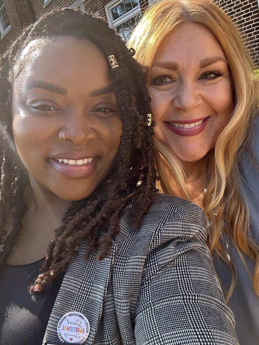 latraylnichole's tweet image. Shannon, thank you for making work fun and bright!!! You are a force of nature and our district is richer because of you!!! I am grateful that we get to work closely together but I’m so so blessed to call you friend!!!! #saltandpepper @shannon_dobson