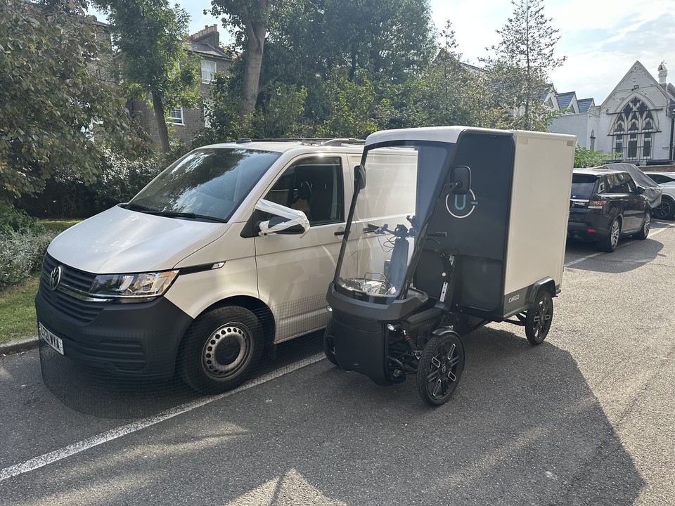 And the trial begins, I’ll be spending the next month trying to leave the van parked up. 

I’m not new to cargobikes but have been planning this for a while and now got to prove it’s possible for drainage.

#blockeddrains #drainage #plumber

#cargobike #brent #camden #westminster