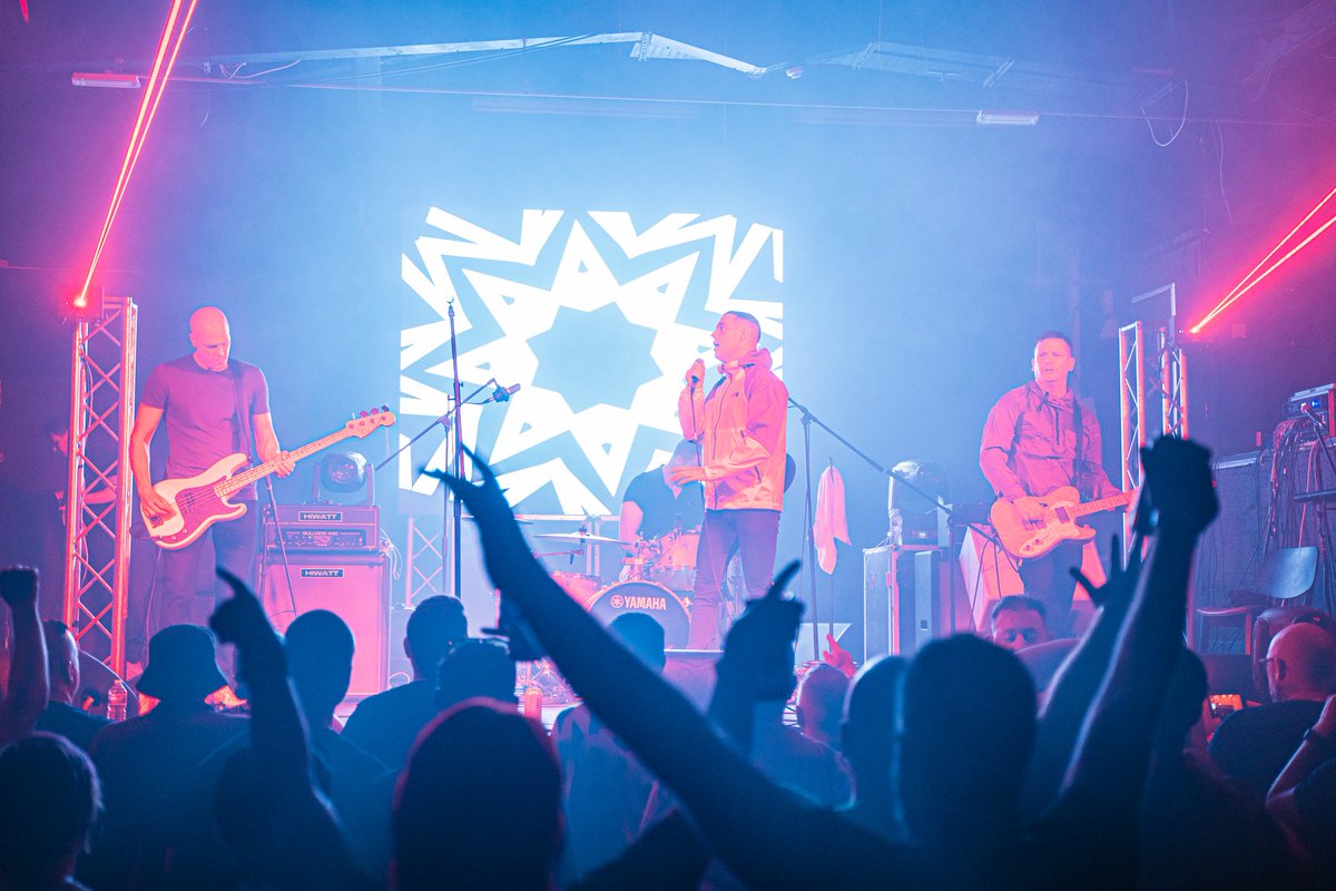 Skylights tweet media