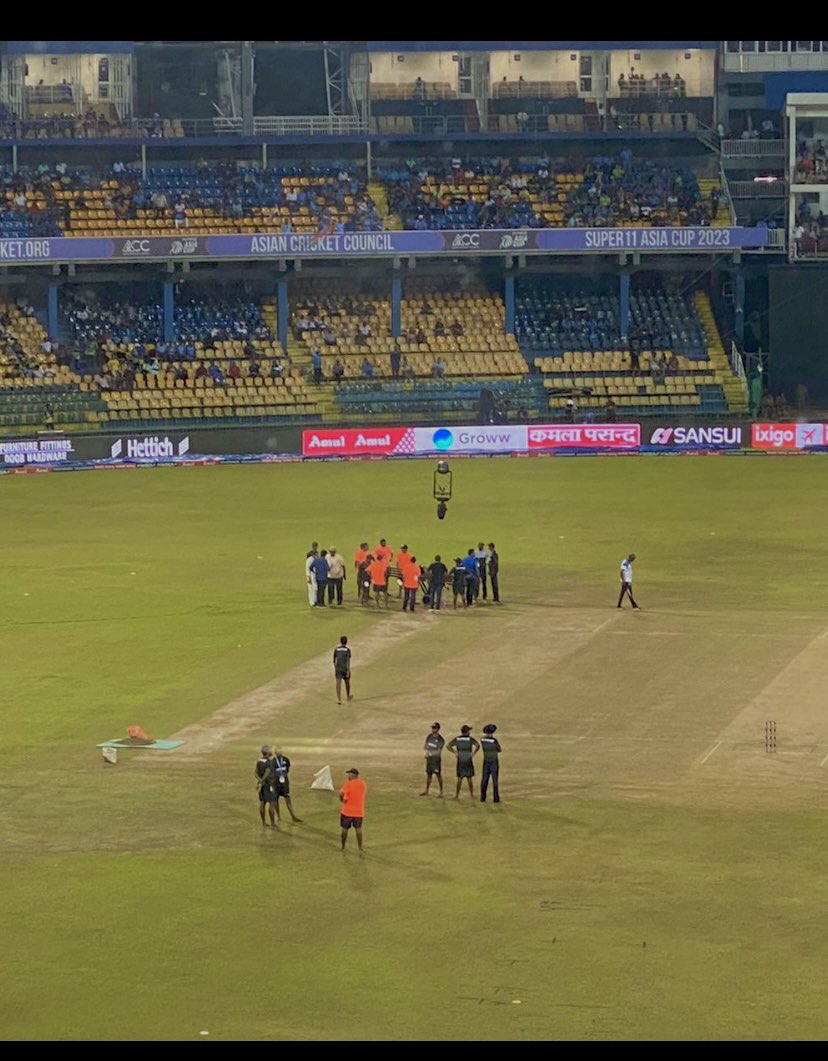 OSAMABINATIQ2's tweet photo. Another inspection to take place in 15 mins. 

20:30 Sri Lankan time
20:00 Pakistan time

#IndiavsPak #PAKvIND #AsiaCup2023 https://t.co/FYcPLLr1NW