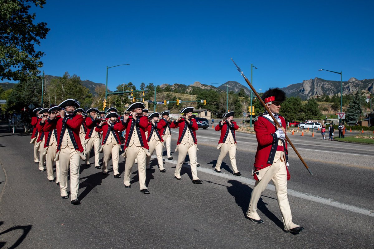 Yesterday morning we kicked off the day with a parade as part of the Long's Peak Scottish-Irish Highland Festival. We love these mountain views! #BeAllYouCanBe (U.S. Army 📷 by Staff Sgt. Faith Santucci)