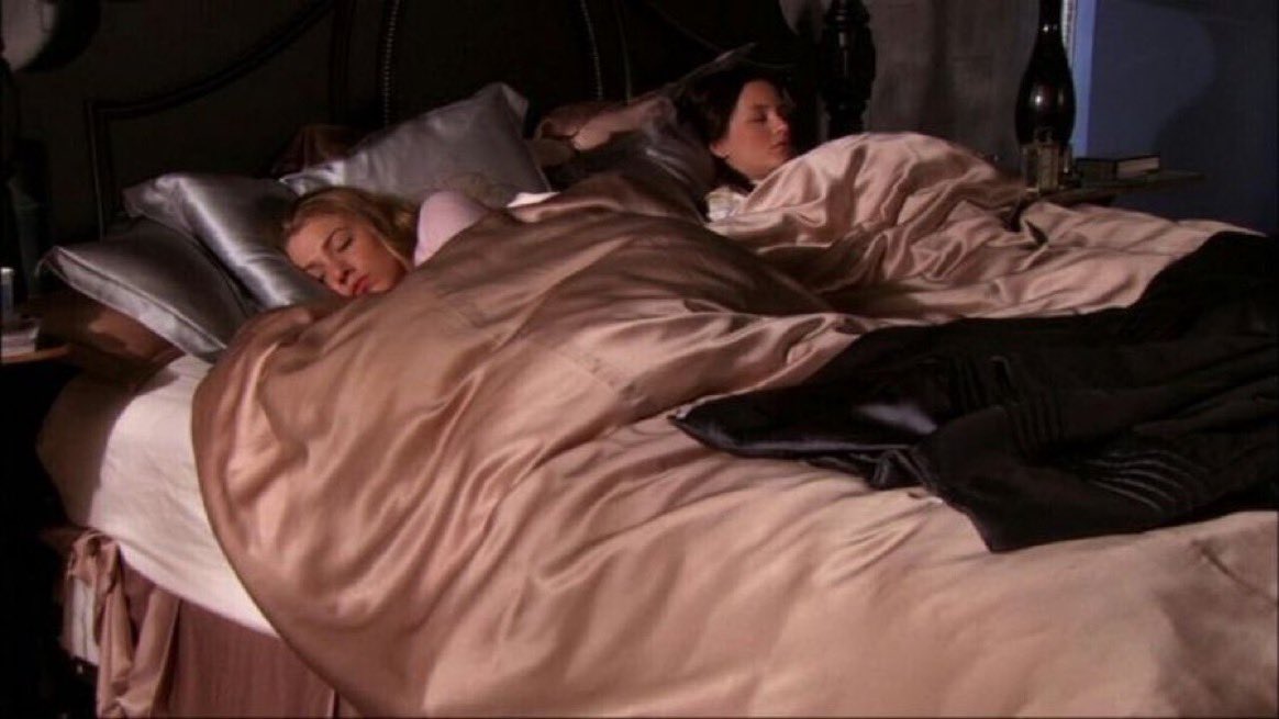 amiga: to sem nada pra fazer, to indo aí na tua casa

nós duas juntas: