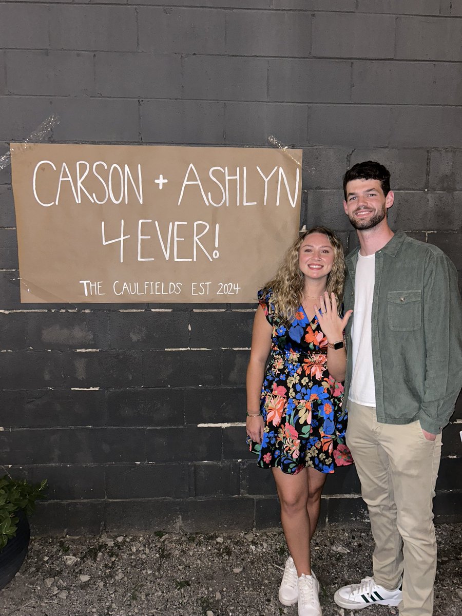 CaulfieldCarson's tweet photo. Had to start off the season with a ring @AshlynBaldi08 https://t.co/iNwUDmURor