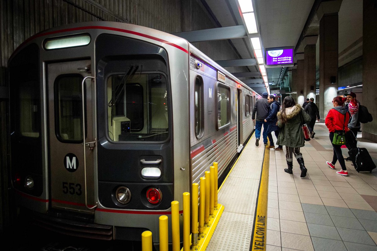 Metro Los Angeles tweet media