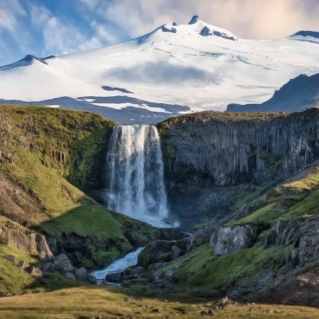 lysimexico's tweet photo. El volcán helado de Snaefellsjökull es, según Julio Verne, la puerta de entrada al centro de la Tierra.

#Lysi #LysiMexico #SentirseBienSeDisfruta #Salud #VidaSaludable #Bienestar #Habitos #AlimentateSanamente https://t.co/JJWMhz7InN