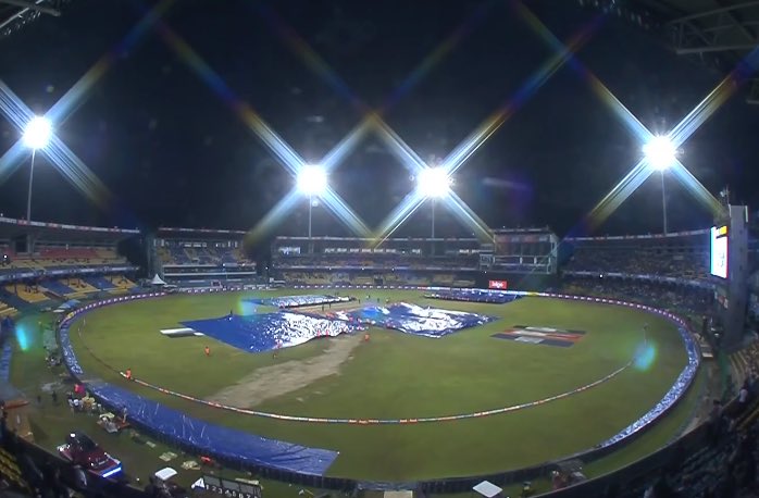 its_razaholic's tweet photo. Covers ! 
#PAKvIND #AsiaCup2023 https://t.co/B9MtAywQVU