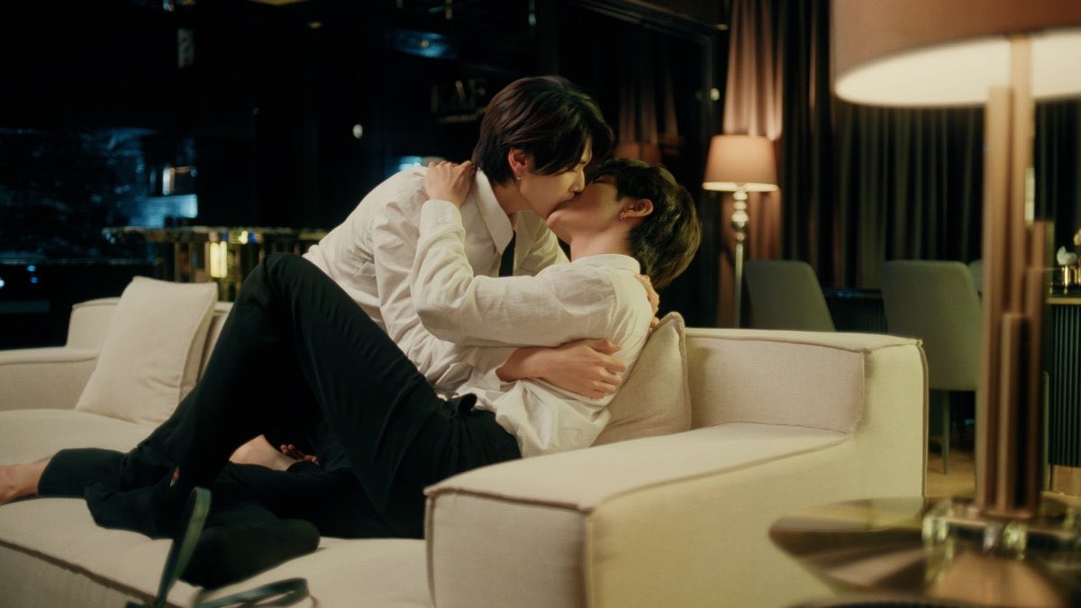 𝘾𝙖𝙛𝙛𝙚𝙞𝙣𝙚 🐰✨️🍀 tweet media