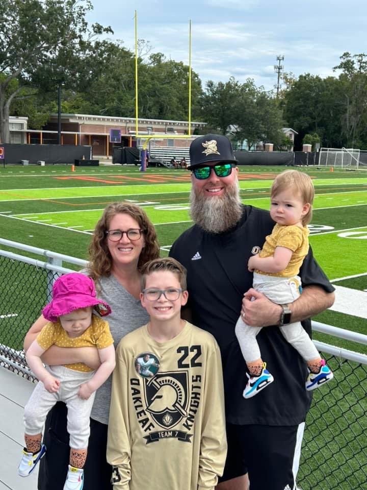 GeorgTsironis's tweet image. Edward Waters vs. Benedict football.   @romig_ Oakleaf alum leading one of the best DII teams in the country. #OakleafStrong @Oakleaf_Ath @oneclaysports @ClayTodaySports