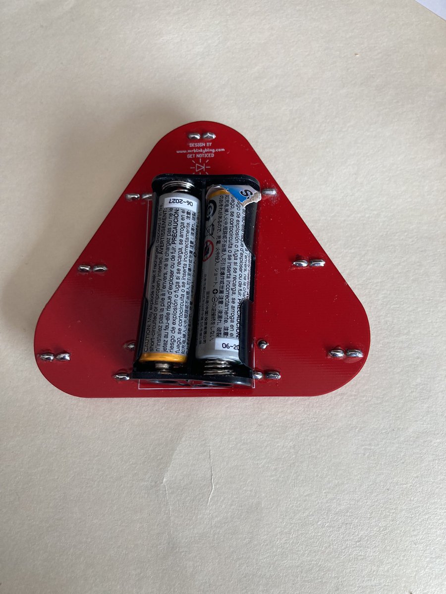 My first soldering project! Thanks <a href="/blenster/">Blenster Ⓥ</a> for teaching me at <a href="/HackRedCon/">Hack Red Con</a> !
