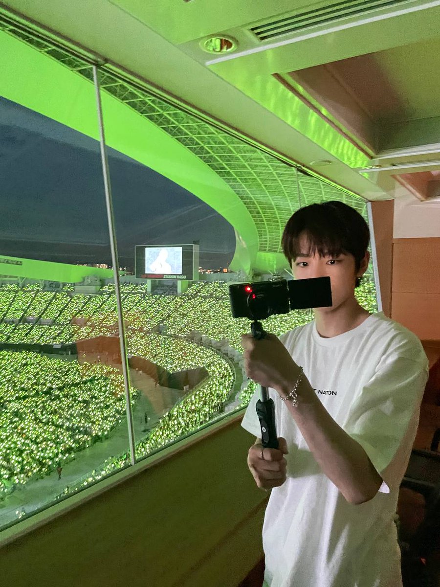 SMROOKIES tweet media