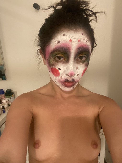 I was a clown yesterday https://t.co/GKlbzM3T3w<a href="/tag/420day"class="tags"><span>#420day</span></a>