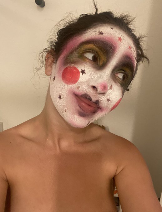 I was a clown yesterday https://t.co/GKlbzM3T3w<a href="/tag/420day"class="tags"><span>#420day</span></a>