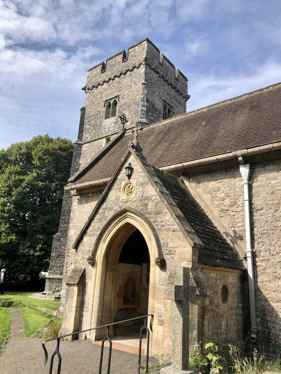 stubo37's tweet photo. A fantastic few days at the Vale of Glamorgan #WalkingFestival. Yesterday a saints trail including the Church as #Llanblethian. Today following the Nant #Llancarfan via #Llantrithyd. #StBlethian #Effigy #ValeOfGlamorgan #Bonvilston #Cowbridge #StHillary https://t.co/0fRhIEgEZq