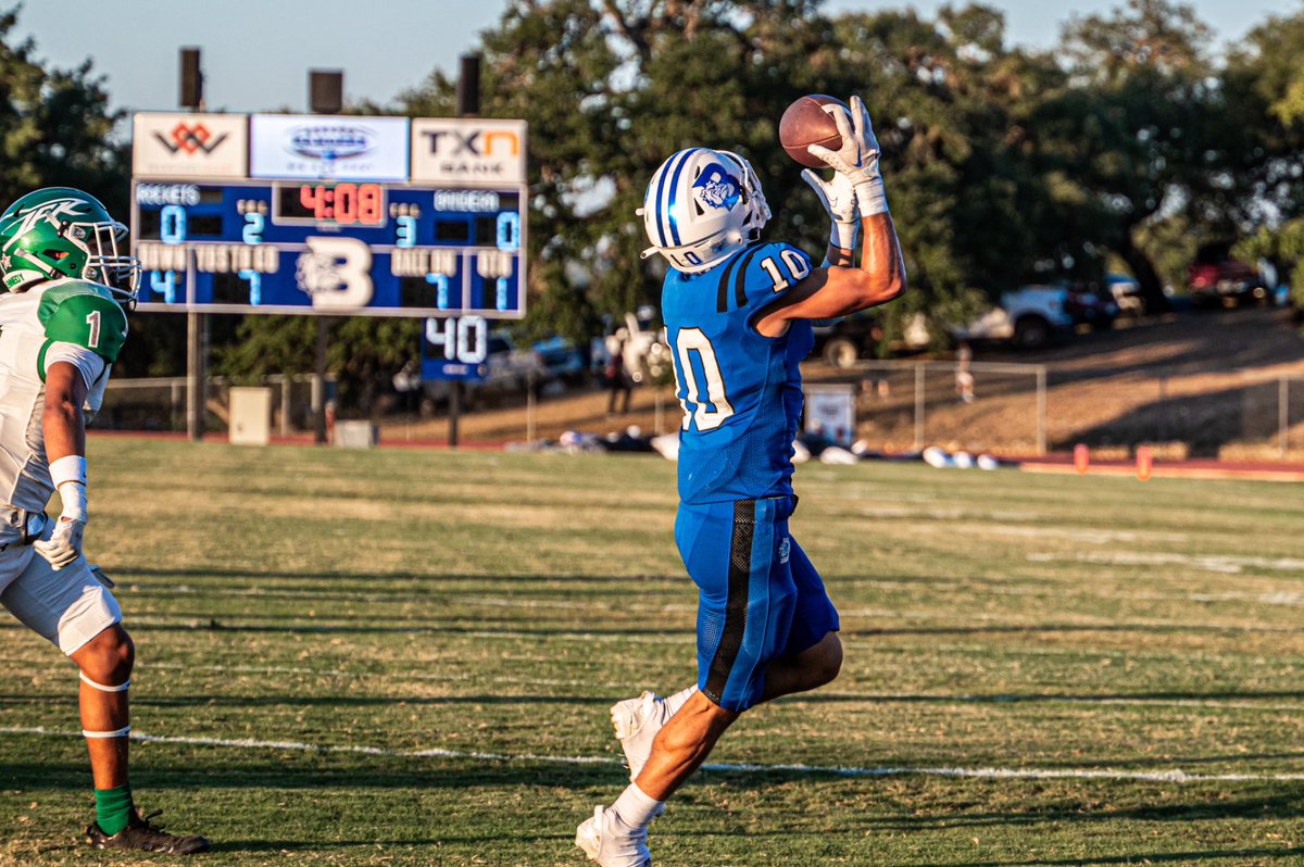 Packed house in Bandera Friday night for a big 49-7 win! #WeAreOne