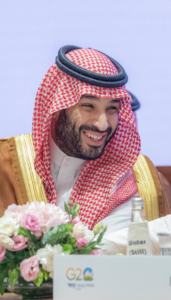 M_Strik_force's tweet photo. سمو سيدي ولي العهد #محمد_بن_سلمان_في_قمه_العشرين

لا يمنحه المكان المكانة

بل هو الذي

يمنح المكانة للمكان. https://t.co/aX8pf2oGHO