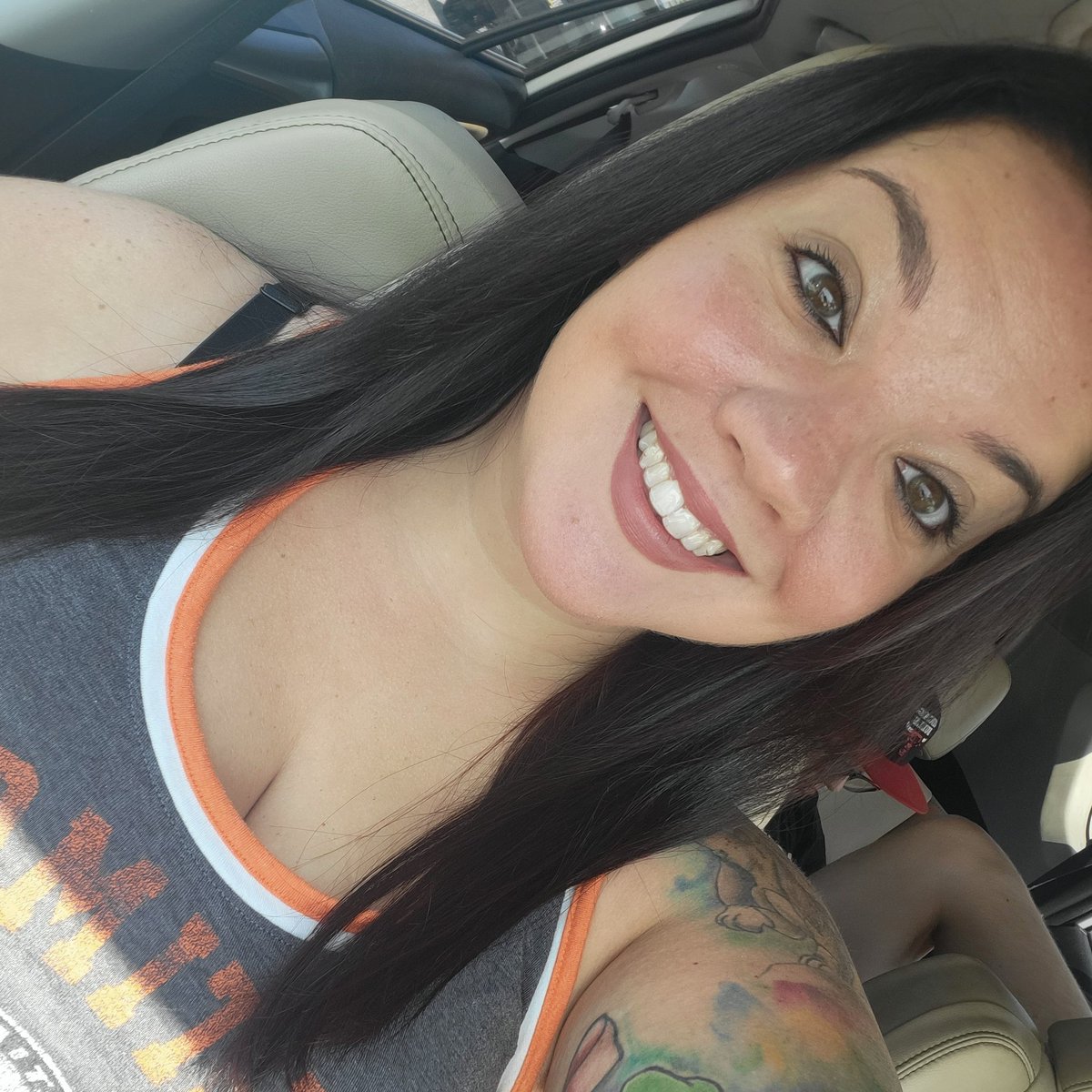 Ashley Heyman tweet media