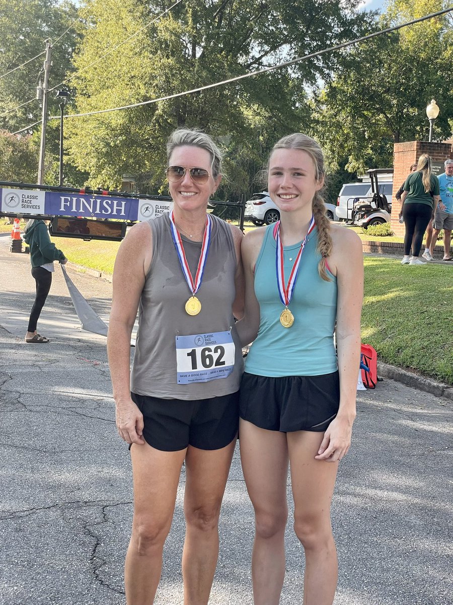 It was a great Saturday morning for our team!  We dominated the Brer Terrapin 5k! #WeRunThisTown #XCGators #BeatYesterday