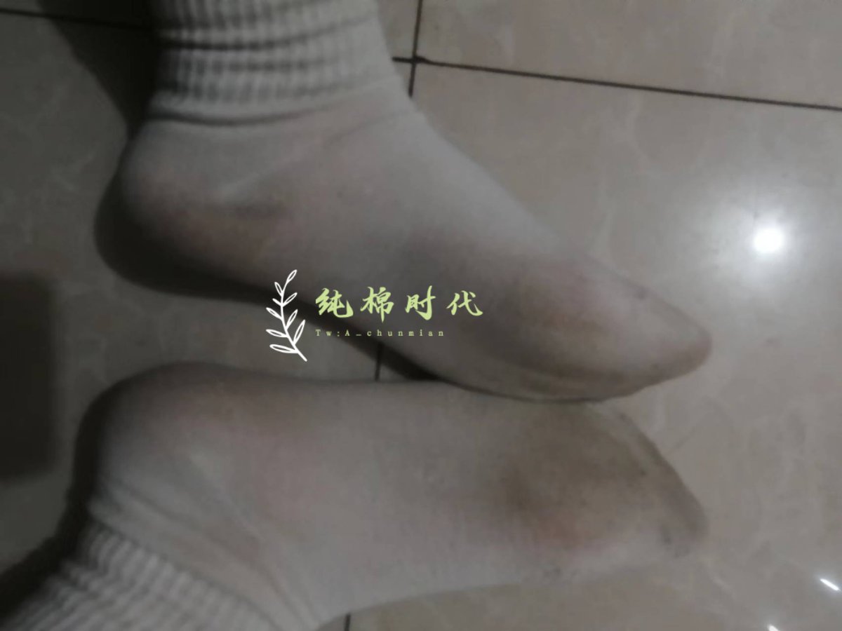 YuanWeiJiPin's tweet photo. 【纯棉时代❃痕迹】
刺激的气味
才能让人从昏昏沉沉的一天中
精神抖擞 
#丝袜 #原味 #反差婊 #文爱 #原味内裤 #原味丝袜 #原味棉袜 #白丝 #汗臭 #高中学生 #大学女生 #重口味 #纯棉时代 #福利 https://t.co/SRG5ZO7N98