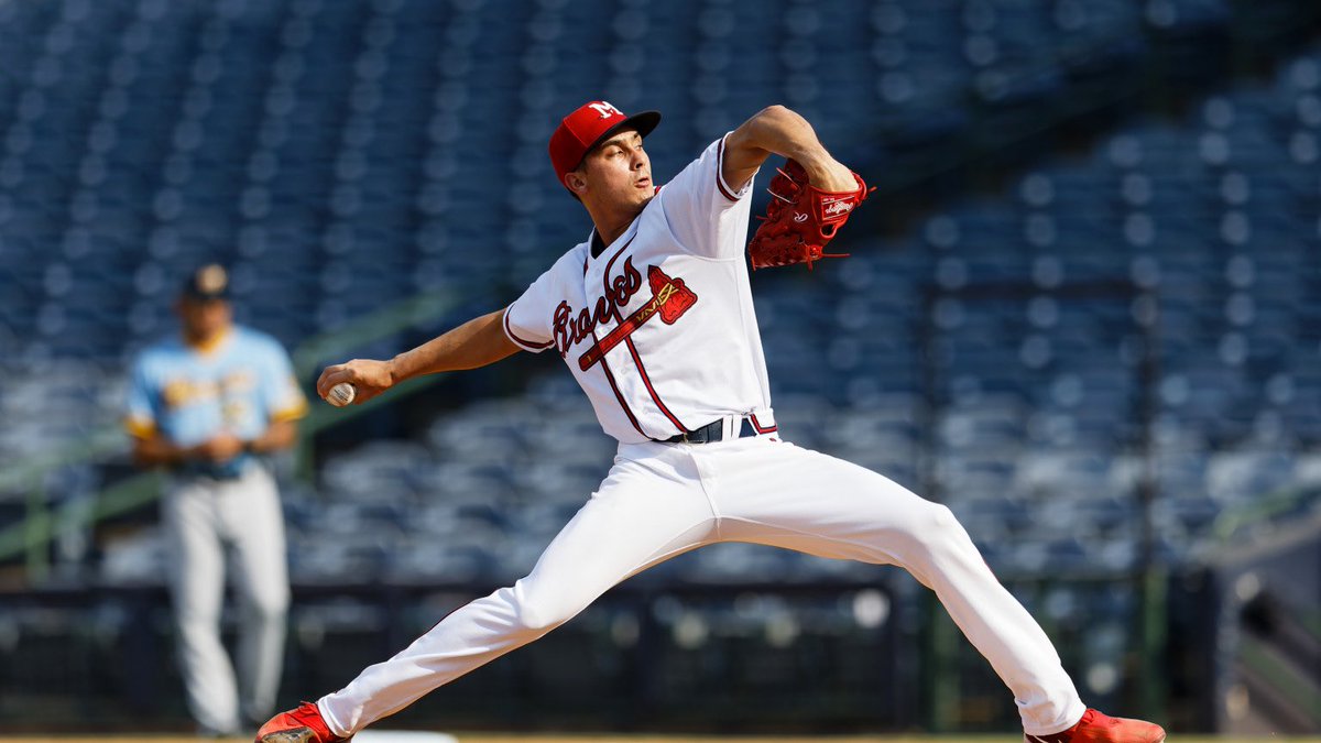 TOCA LA PUERTA

El sonorense Alan Rangel fue ascendido por los <a href="/Braves/">Atlanta Braves</a> a Triple A y de inmediato en su debut se lució al tirar blanqueada de seis innings y ocho ponches.

#LaCasaDelRey