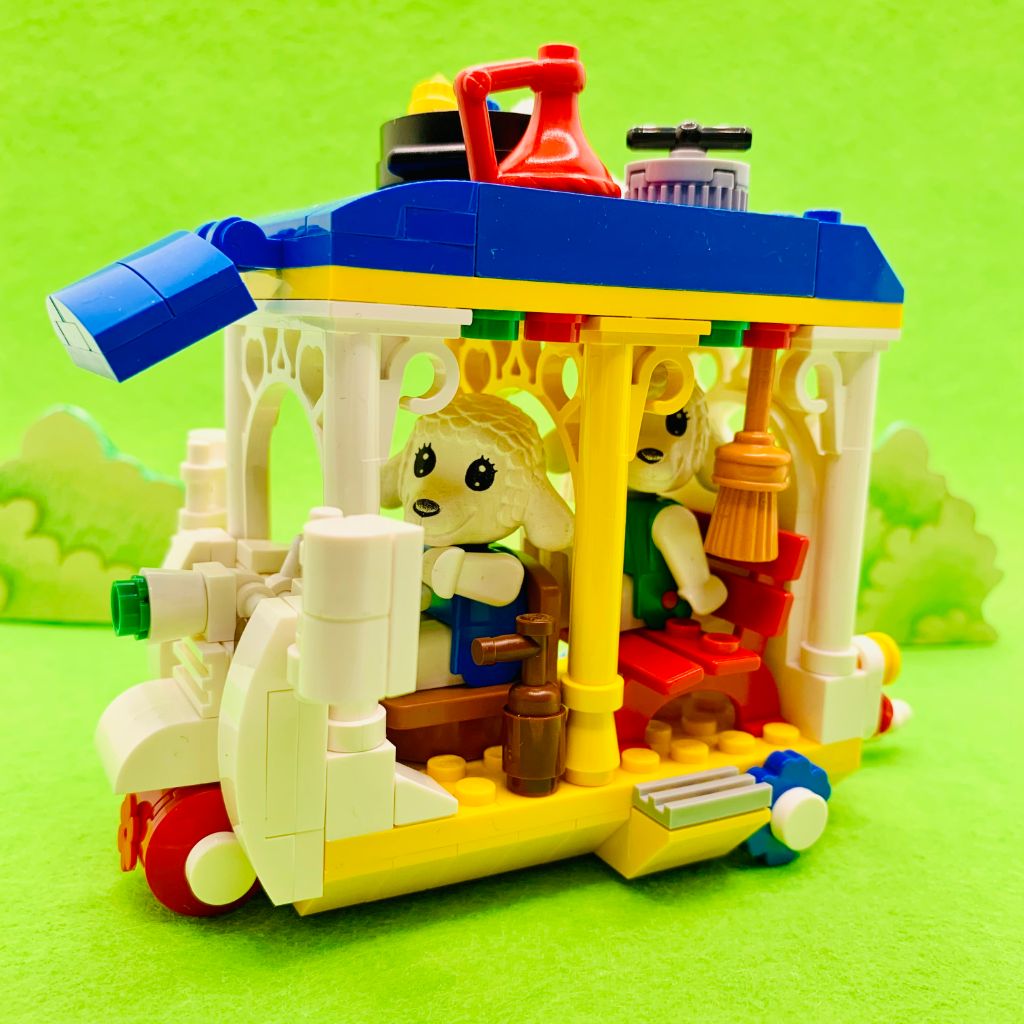LEGO nostalgia gets portable in this Fabuland Tuk Tuk by Stewart Lamb Cromar #weloveMOCs