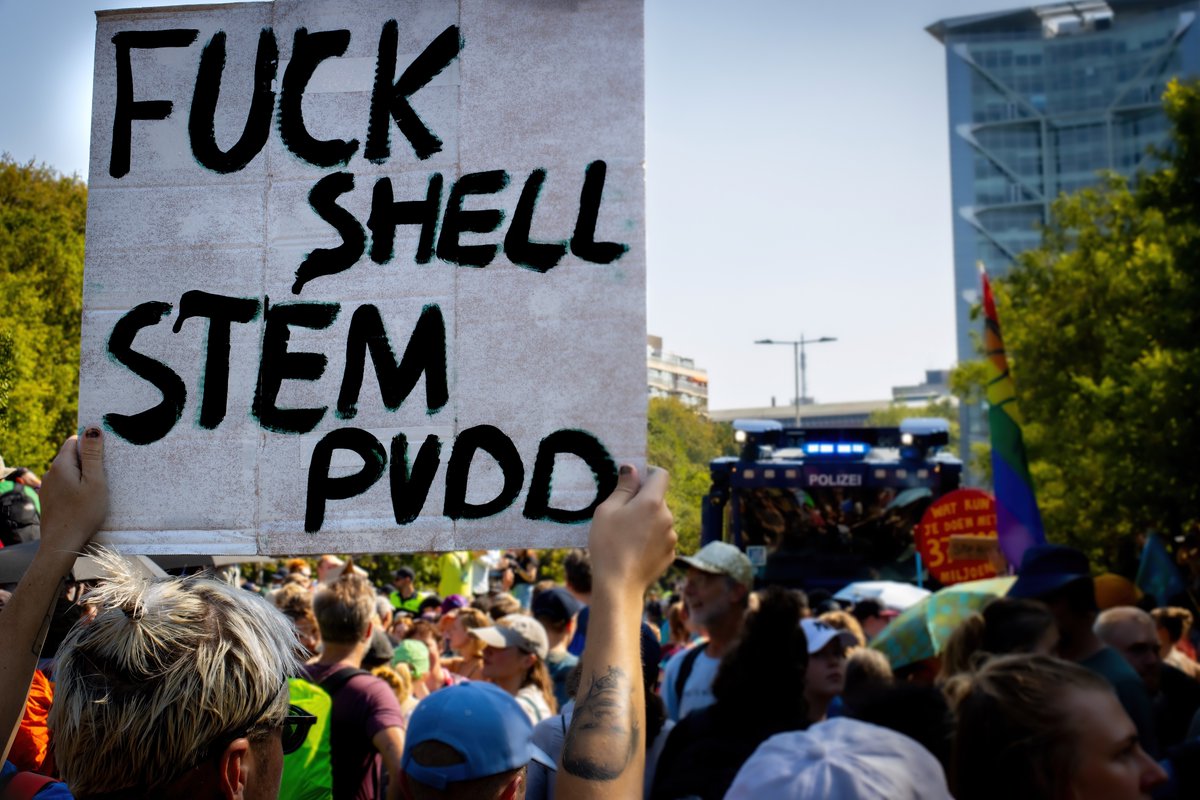 Jeffrey_on_line's tweet photo. Een stemadvies. Doe er mee wat je wilt...
@NLRebellion @partijvddieren #partijvoordedieren
#ExtinctionRebellion #A12 #A12support #StopFossieleSubsidies #Klimaatrechtvaardigheid #stopecocide #ecocide #climateaction #climatechange #climateactionNow https://t.co/EDYmww5rfb