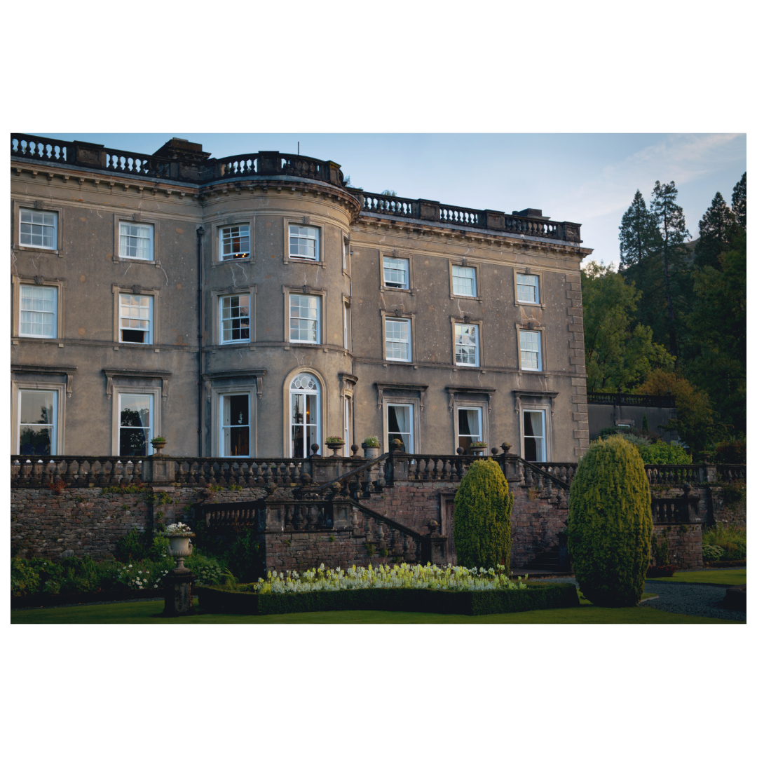 megan_zeitz's tweet photo. Last month, I went to the Wordsworth Summer Conference (@WordsworthConfs). The ten-day stay was filled with fascinating talks and walking tours of the enchanting landscapes of the #LakeDistrict. I got to deliver my first conference paper and visit @WordsworthGras.🏞️ https://t.co/iv1Q6pSGp2