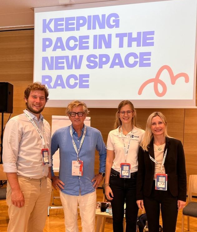 Wie können wir als Europäer mutig die Zukunft gestalten? Beim #europeanforumalpbach habe ich mit @janarobin11 @nnienass & HL Möller über Europas Rolle im neuen Space Race diskutiert.Neben zukünftiger human space exploration gab es wichtige Denkanstöße zu Defence&Security im All.