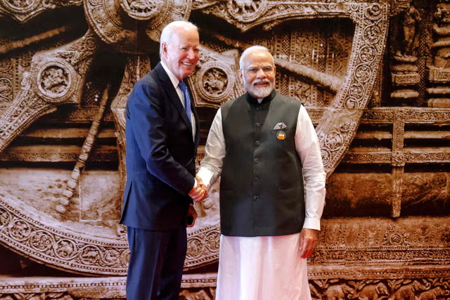 nirendev1's tweet photo. lets frustrate #Sickularism yaar !! #G20Bharat2023 #Moditva moments Namo with #Biden, @RishiSunak and Italian PM #GiorgiaMeloni https://t.co/DScCLjZ0Vh