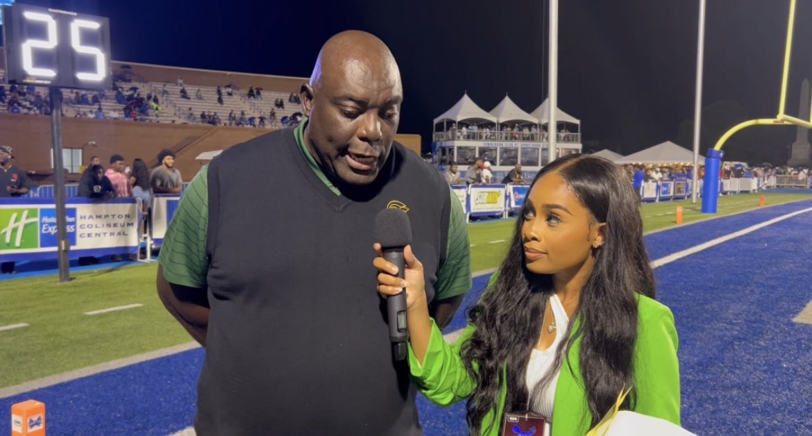 Shalyn M tweet media