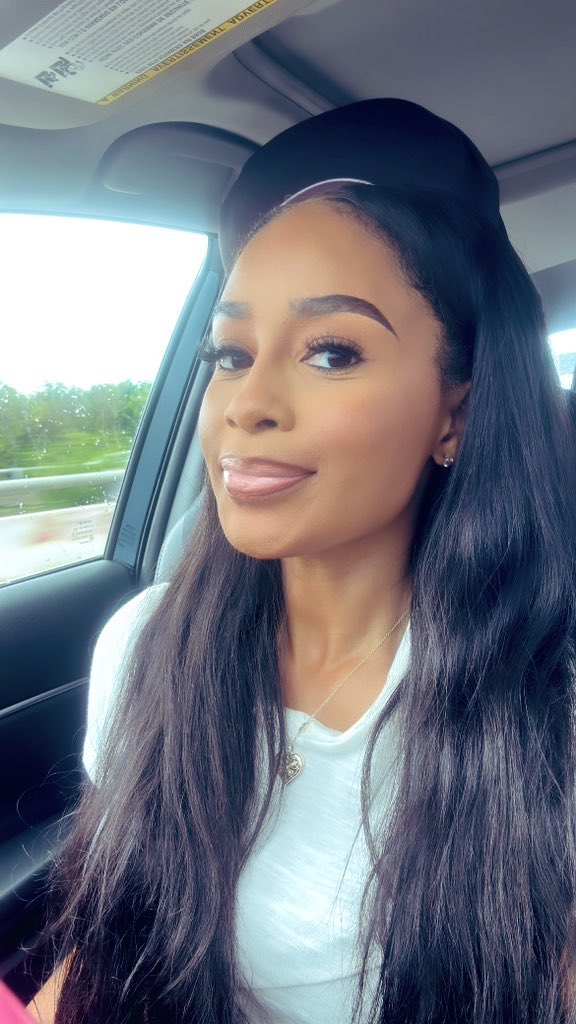 Shalyn M tweet media