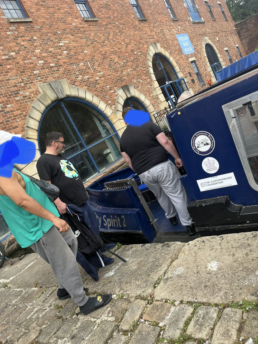 BeckyLowryunit's tweet photo. What a few days our service users have had raising awareness for world suicide week💙finished off with a day trip on a barge and a picnic enjoying the fresh air, nature and taking in the beautiful views💙 @BenStrongGMMH @LisaS823024566 @JosephOgbeide4 @Amy_Lowry_ @the_younggun https://t.co/5ZSxzwGxVE