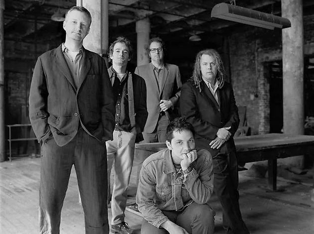 Billy Bragg &amp; Wilco

"California Stars"

youtu.be/gQwlAjiSzQc?si…