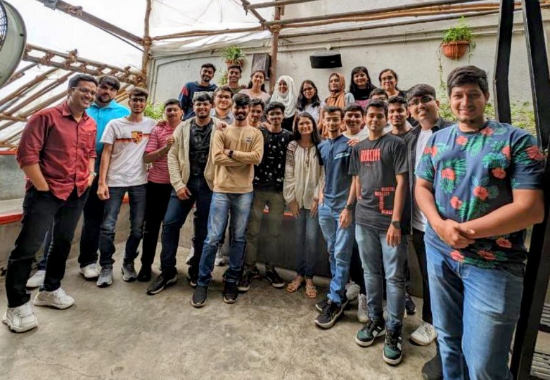 ialimustufa's tweet photo. Spent my Sunday afternoon with awesome GDSC Leads from Mumbai with @malkani_faiz, @_manoranjanp and Tanvi;

Looking forward to all the awesome work they'll be doing and our future collaborations!

@GoogleDevsIN  #GDSC https://t.co/5cyBGXtJ46