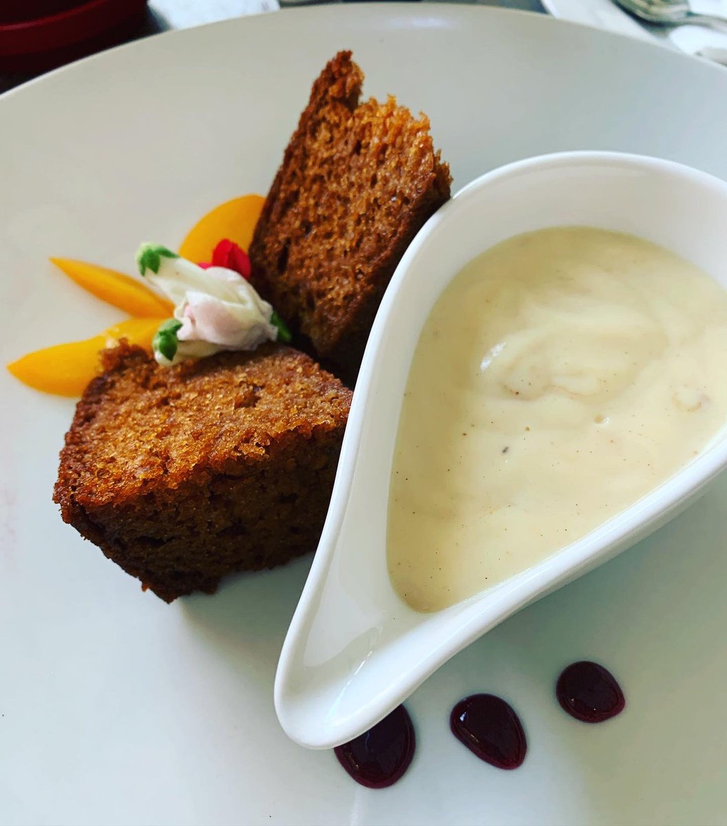 Ummi_Aarifa's tweet photo. The Ending of another week… so I’m fueling up for the week ahead!
Cappuccino, Malva pudding and Cinnamon custard 😋
Wish me luck as I navigate thru a whole new week…
It’s called #momstress
#coffeealways #coffeeshoplover #sundaycoffee #sundayvibes✨ https://t.co/VsVz3J25uJ
