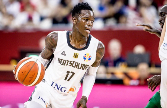 Ich hätte Dennis Schröder gerne als Nachbarn.
#Weltmeister
#fckafd 
#GERSRB 
#AfDmachtDumm