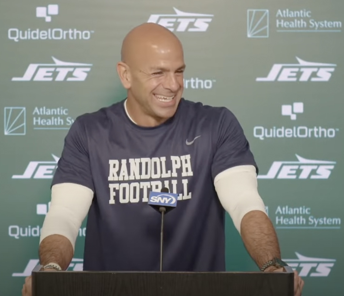 At yesterday's press conference, <a href="/nyjets/">New York Jets</a> Head Football Coach Robert Saleh was wearing Randolph Football attire before their upcoming game Monday with the Buffalo Bills. He honored RHS Head Coach Will Nahan as the New York Jets Coach of the Week! 

#RandolphSchools #RandolphPride