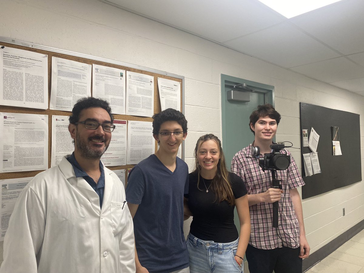 ToledoLabRU's tweet photo. Fun day in the lab today as we got to show some of our work to students filming a report on one of the lab’s ongoing projects! 🥼🎥 #Rutgers #RutgersEntomology https://t.co/rStCimKko0