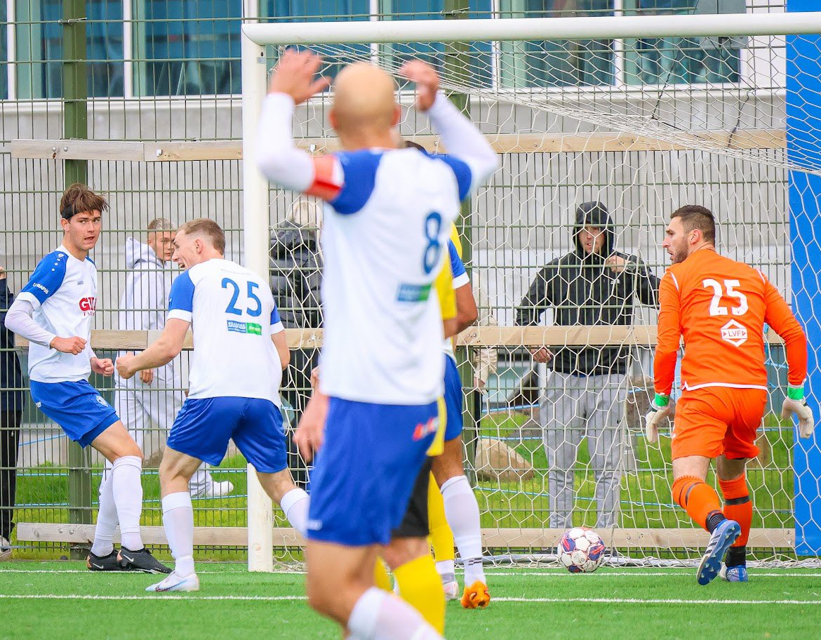 Hrafn Hallgrímsson. Thats it that’s the message.