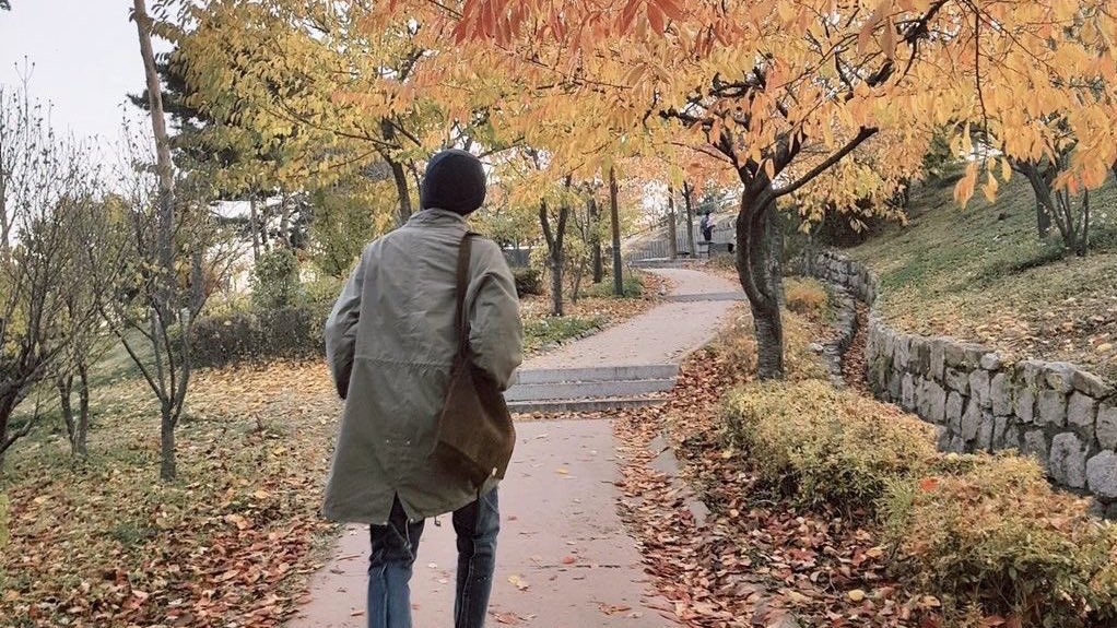 EB0YRM's tweet photo. four seasons with namjoon. https://t.co/nQ4WHOrV8R