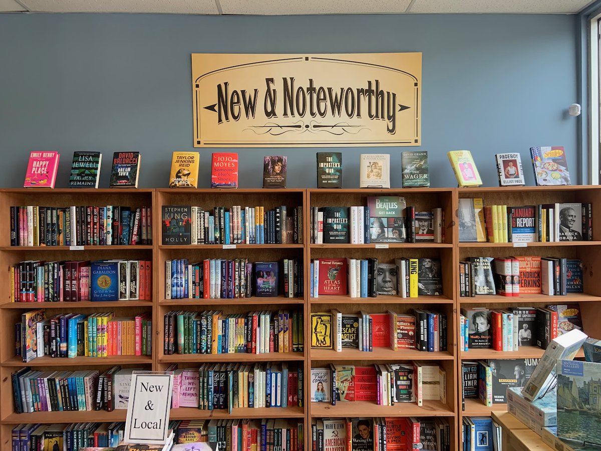 If anyone is looking to get a physical copy of my awesome #scifi book Where Weavers Daire and is in #rhodeisland they can get it at <a href="/StillwaterBks/">Stillwater Books</a> at their new location 1745 Main St W. Warwick, RI. #riauthors