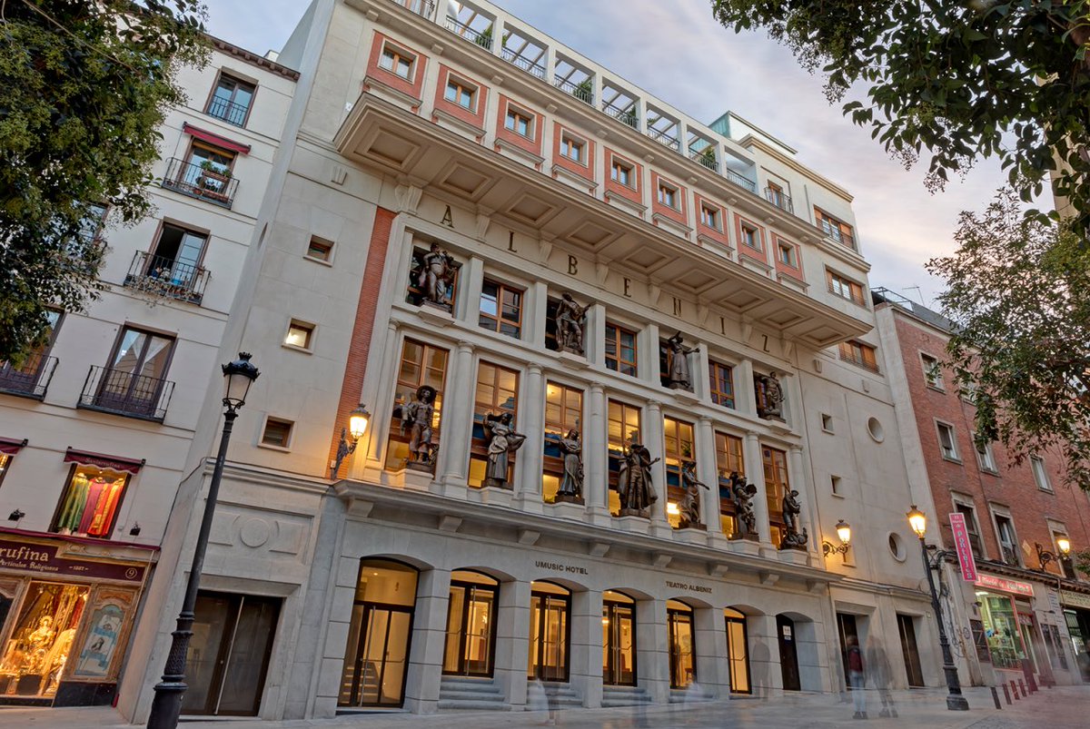 UniversalSpain's tweet photo. ¡Os contamos en directo la inauguración del Universal Music Hotel de Madrid Teatro Albéniz! #UMHMadrid #umusichotelmadrid https://t.co/8m199oEaLz
