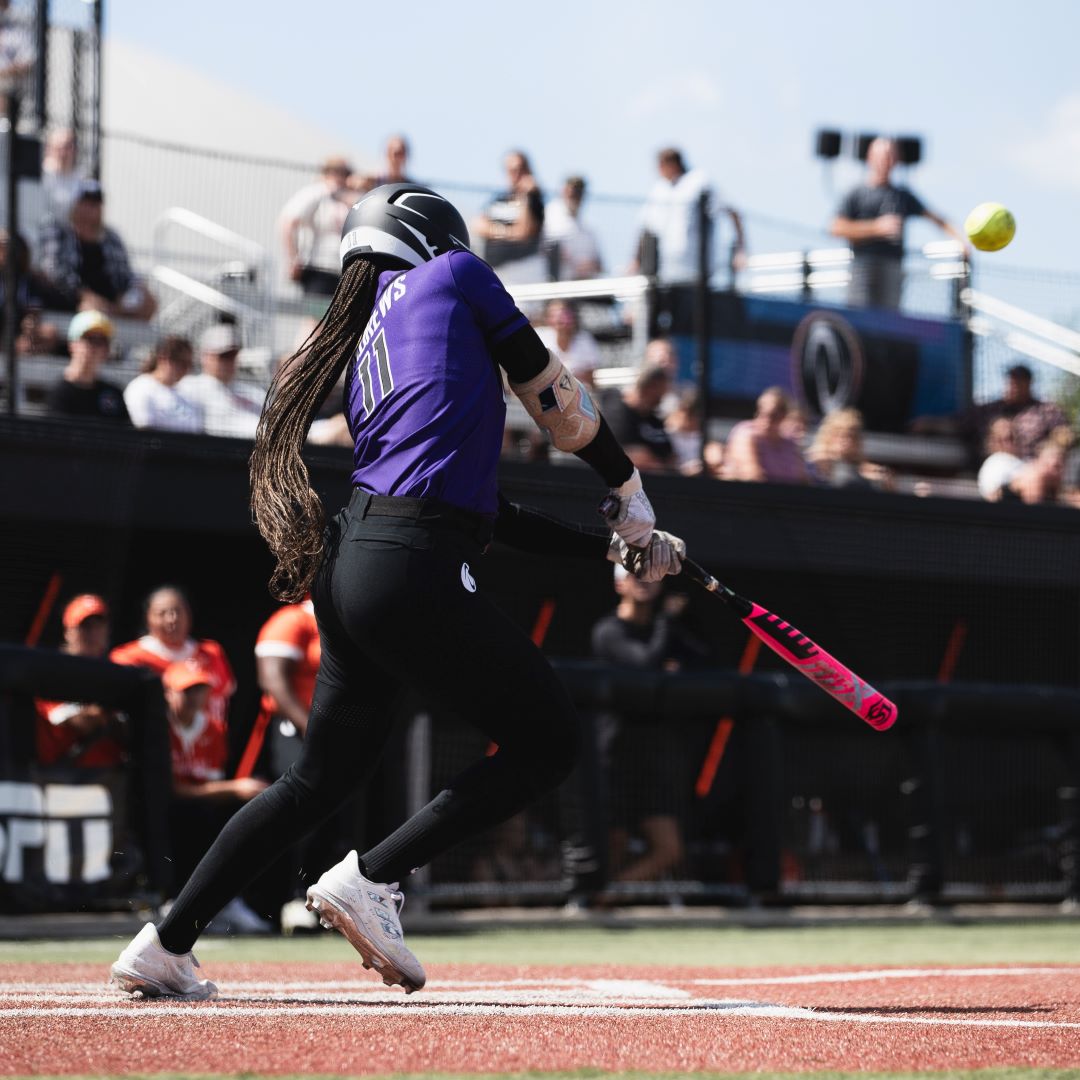 Dynamic duo 🤝 📸: @AUProSports x @aubrey_lynne10 x @andrews_aliyah