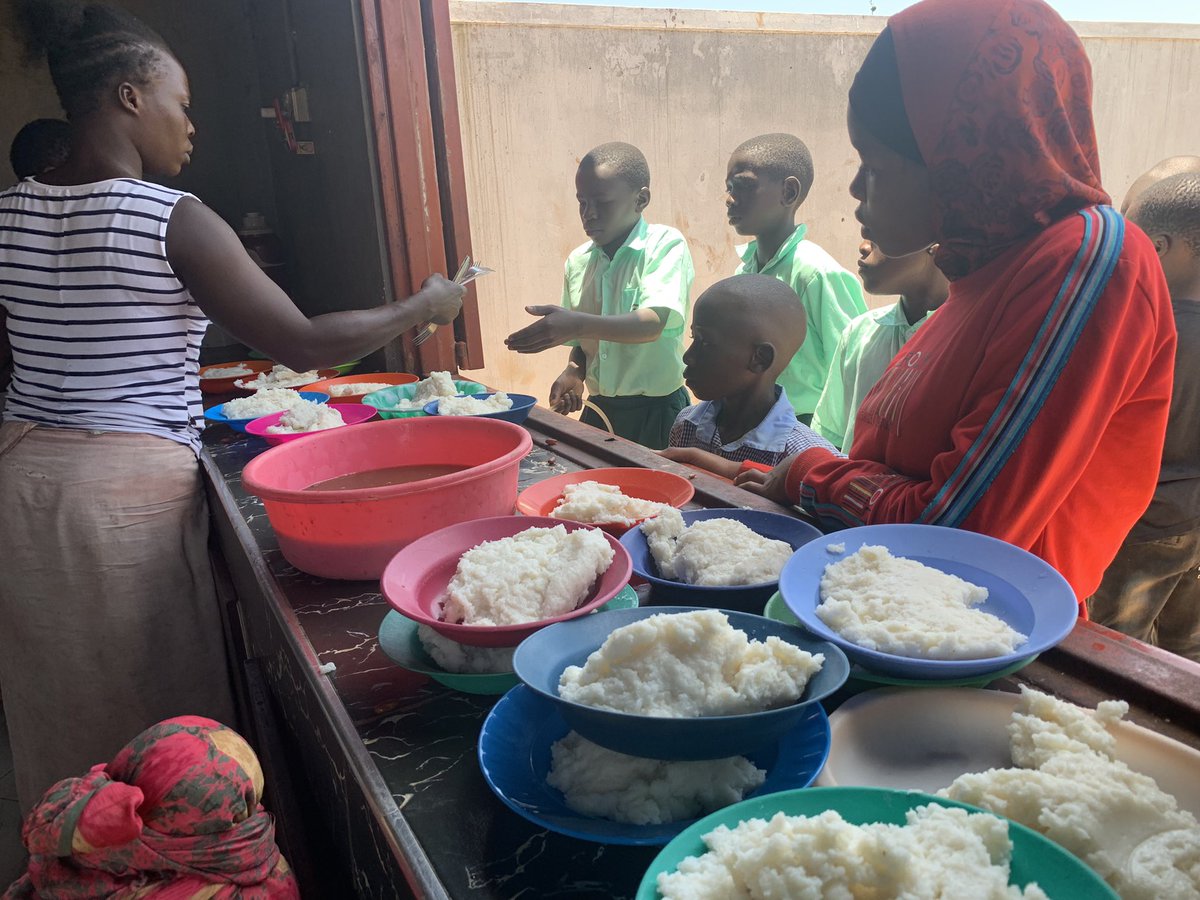 Elizabeth Achiever tweet media