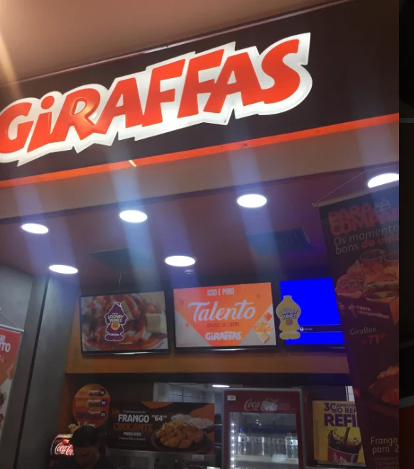 F5ri7AAWEAAZLrW?format=webp&name=small